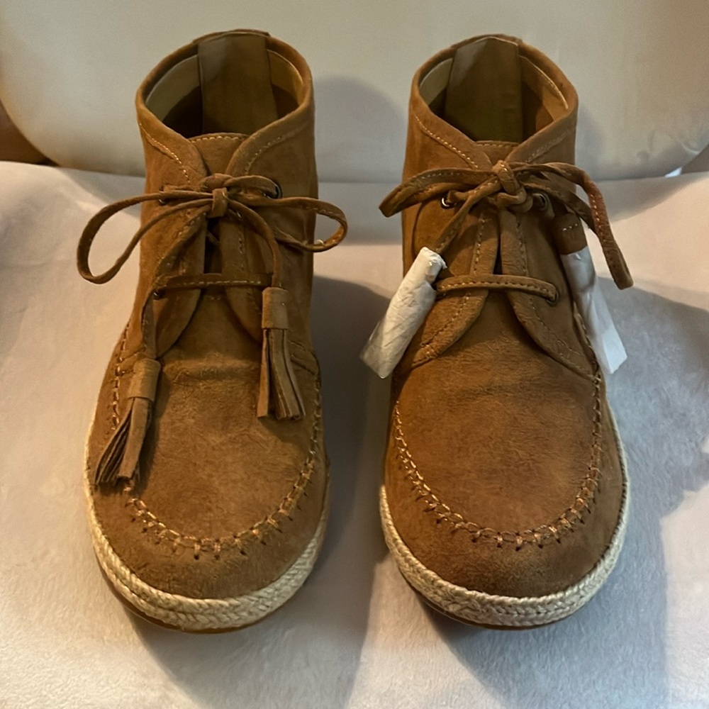Crown Vintage, New Leather Upper